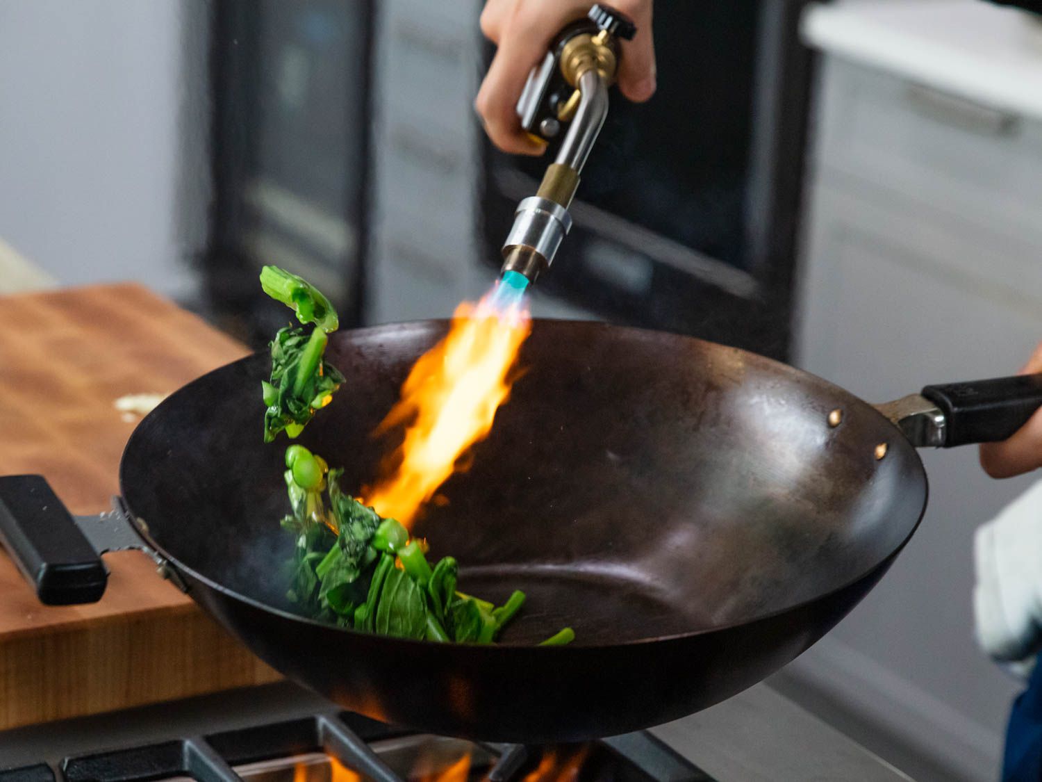 Wok cooking