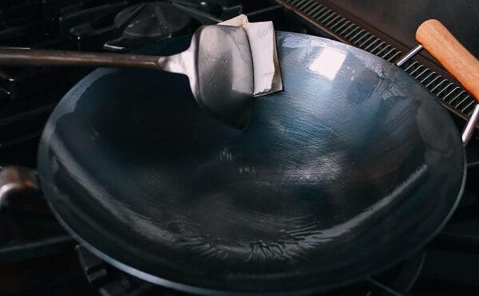 How to season a wok