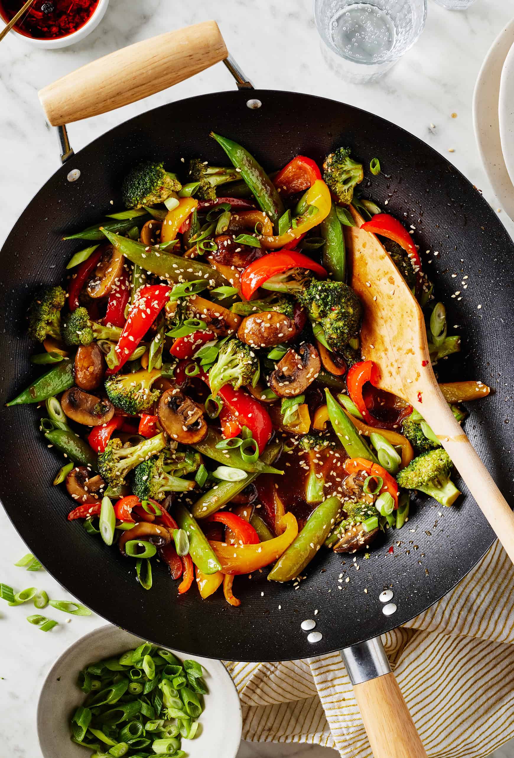 15 Quick Asian Wok Recipes Under 30 Minutes for Busy 2026 Weeknights