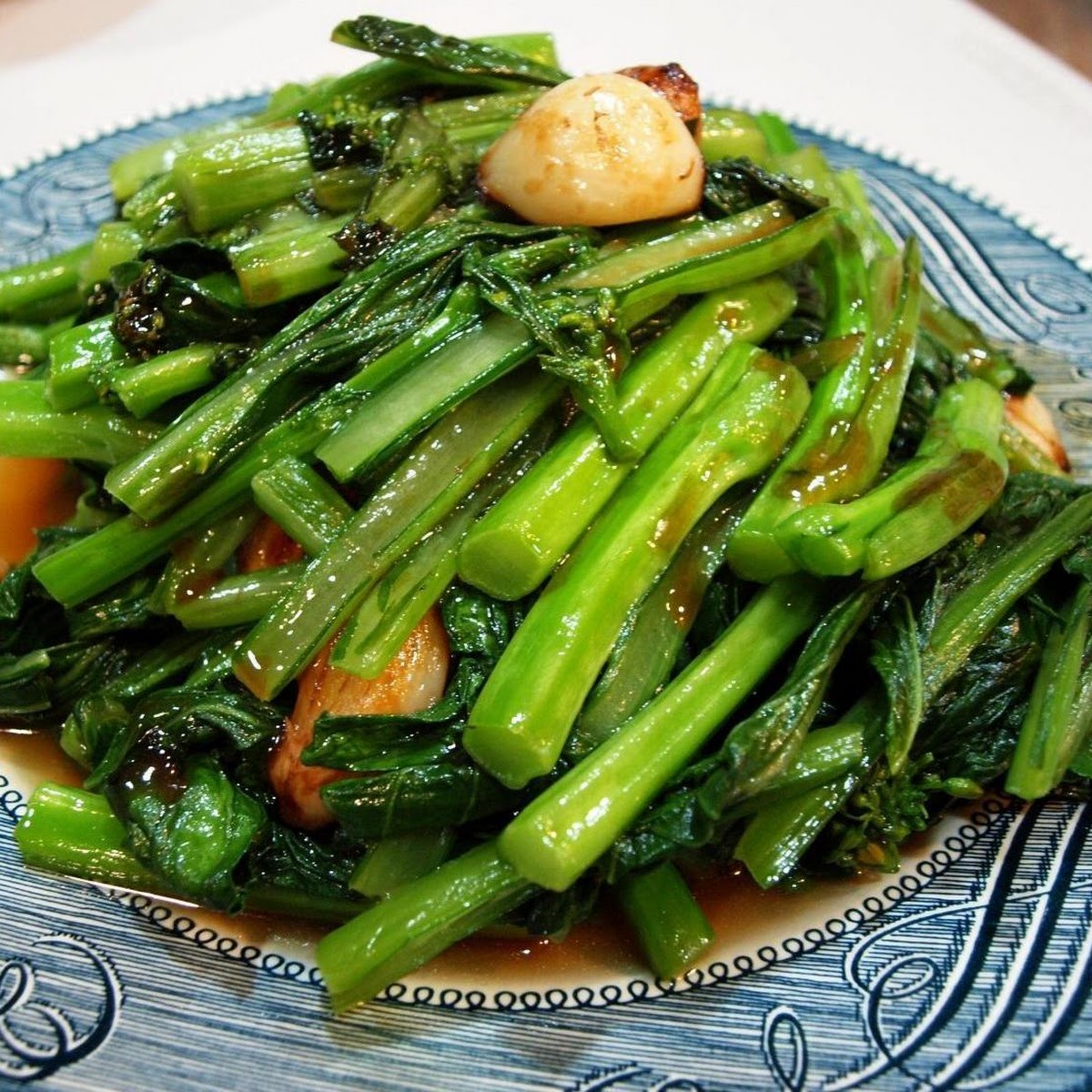 garlic gai lan stir fry