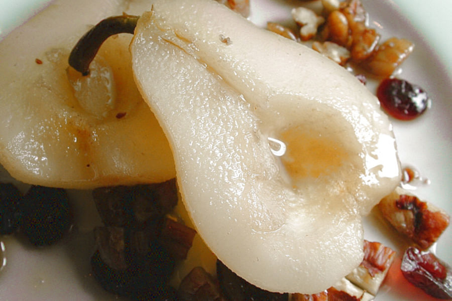 Asian pear crisp in wok