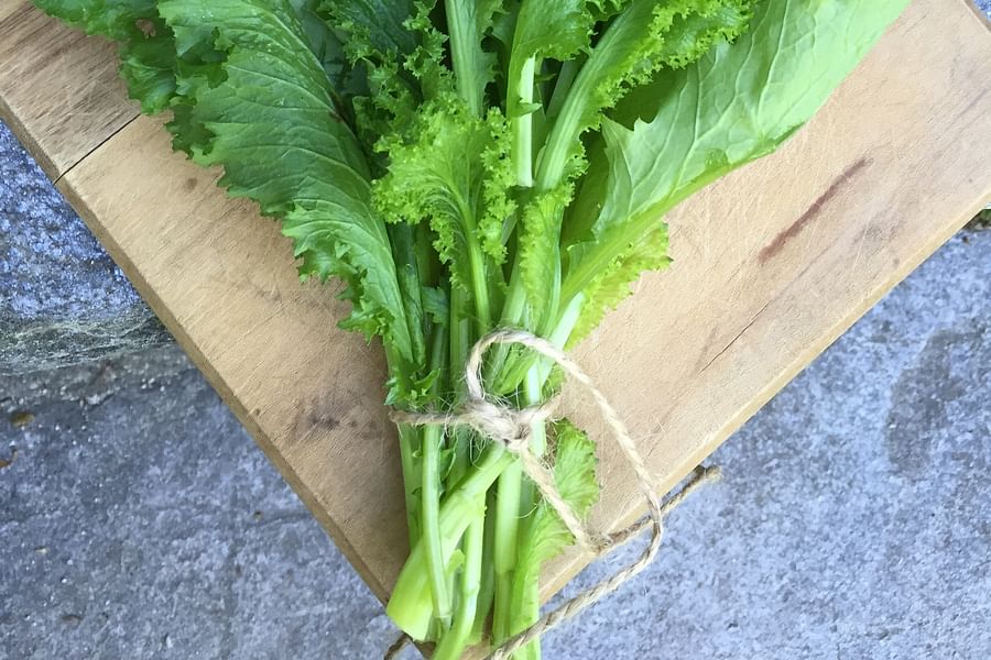 smoke infused mustard leaves