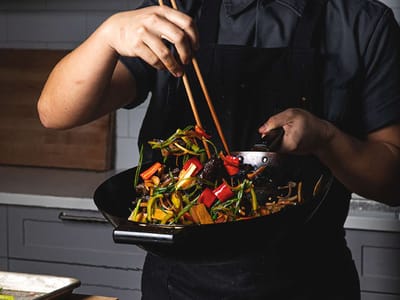 Cracking the Code: Ultimate Guide to Wok Cooking for Beginners