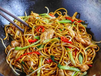 Easy Wok Recipes: A Delicious Journey Through Asian Noodle Dishes