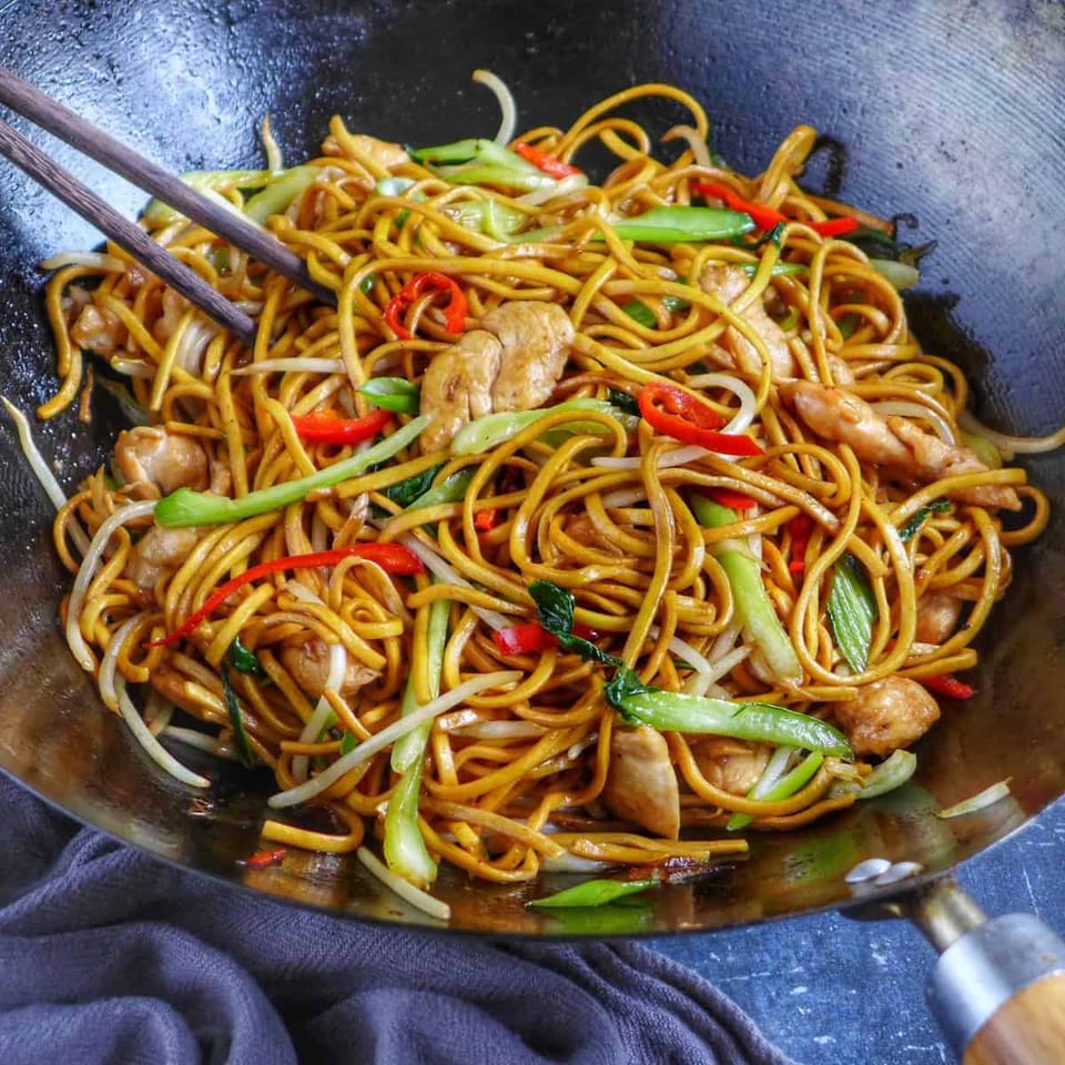 Easy Wok Recipes: A Delicious Journey Through Asian Noodle Dishes