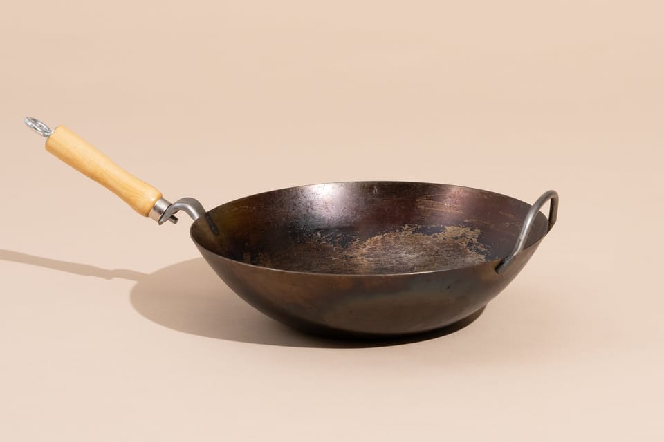 The Magic of Cast Iron Wok: Why it Deserves a Place in Your Kitchen